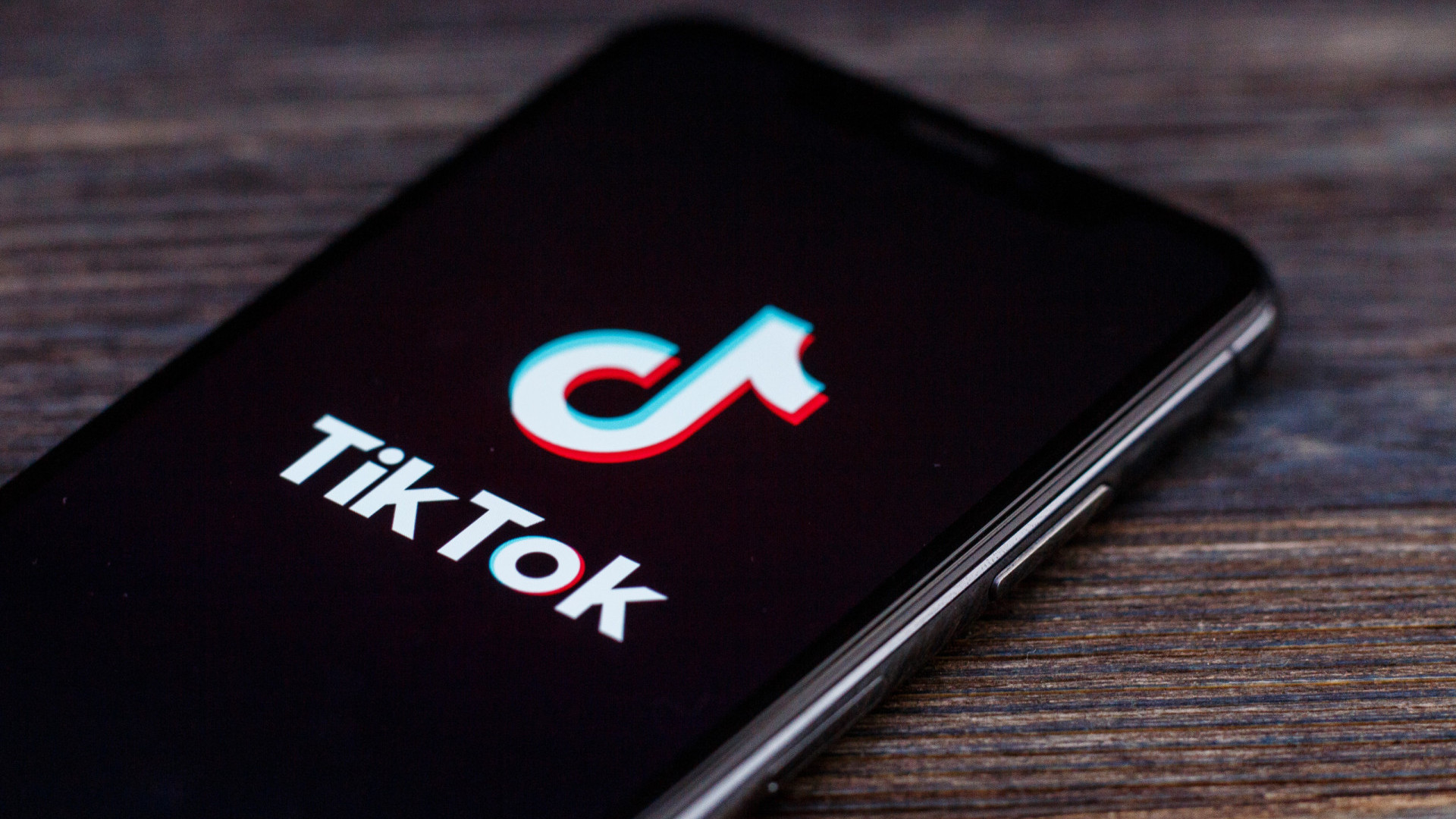 Lei para banir TikTok nos EUA pode inspirar Brasil contra Musk, diz professor